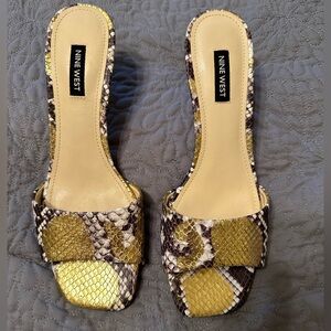 NINE WEST Shoes - Nine West Slides, Gold, Gray, and Black Snakeskin Size 8